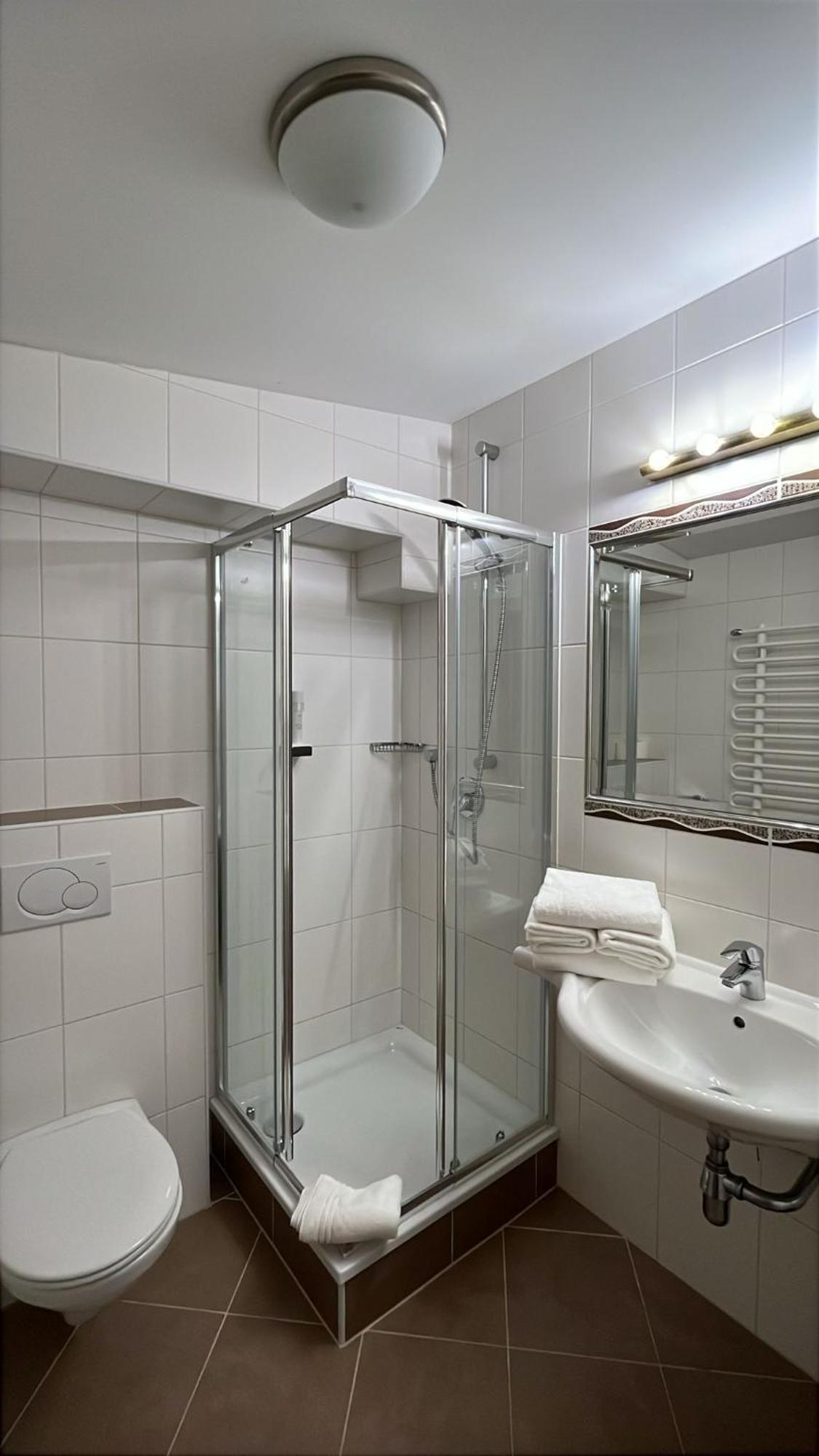 B&B Das Alpinhotel Maistatt سخلادميخ الغرفة الصورة
